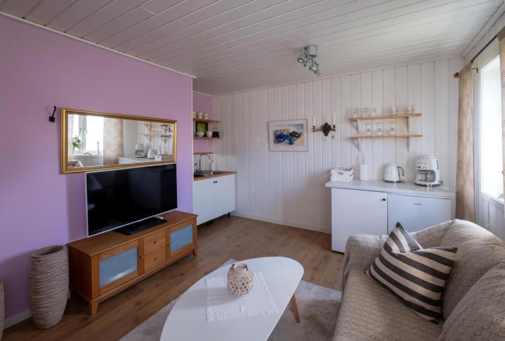 Lilla Groena Huset Pa Garden Härnösand Kültér fotó