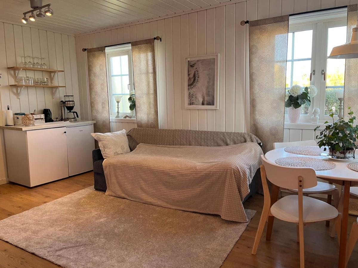 Lilla Groena Huset Pa Garden Härnösand Kültér fotó
