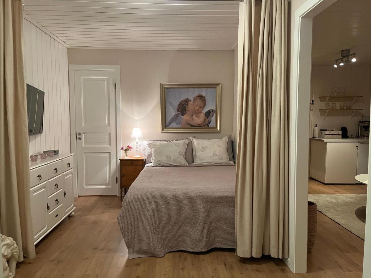 Lilla Groena Huset Pa Garden Härnösand Kültér fotó
